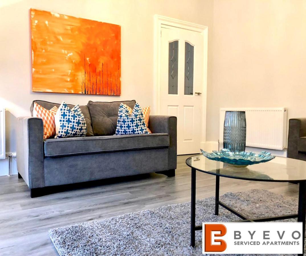 Byevo Almar Villa - Close To City And Airport - Perfect For Contractors Or Large Groups Glasgow Eksteriør bilde