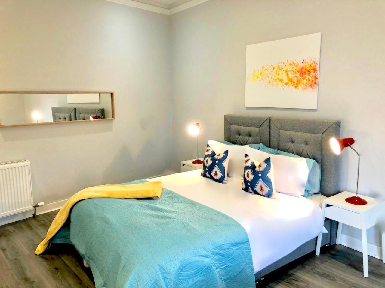 Byevo Almar Villa - Close To City And Airport - Perfect For Contractors Or Large Groups Glasgow Eksteriør bilde